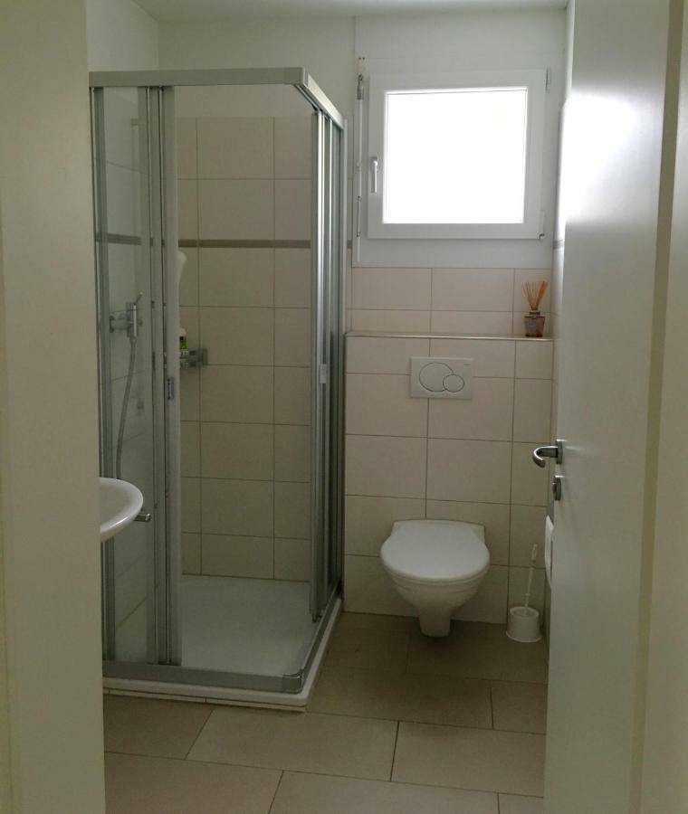 Charming Near Rotsee Kitchen/wifi/wasching Machine Apartamento *